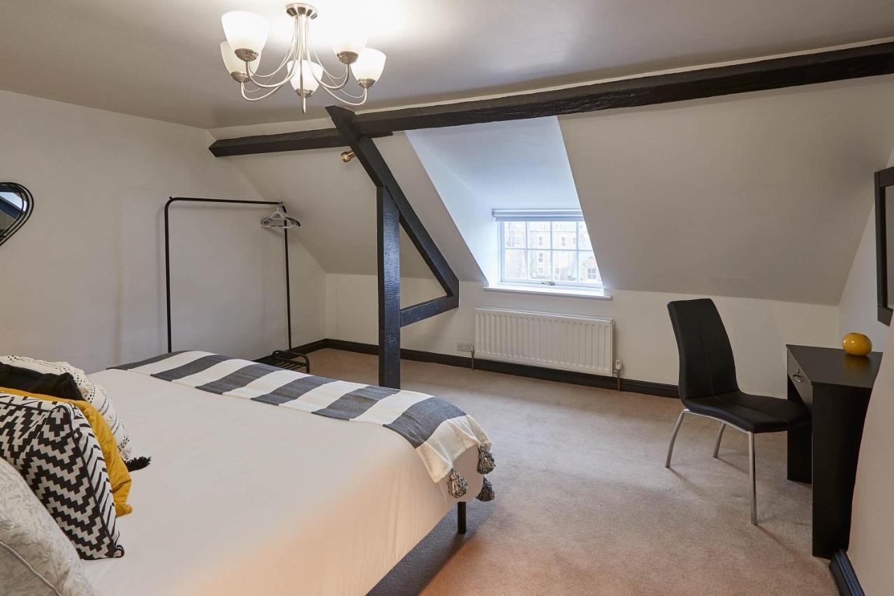 Host & - Princess Place Townhouse * Whitby